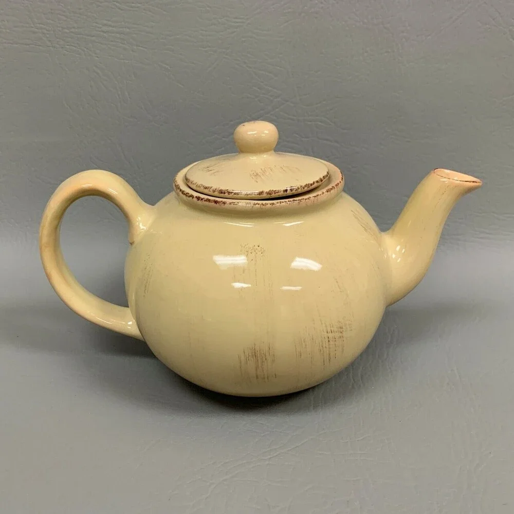 Mesa International Warner‎ New Hampshire Hungary Yellow Tea Pot Signed